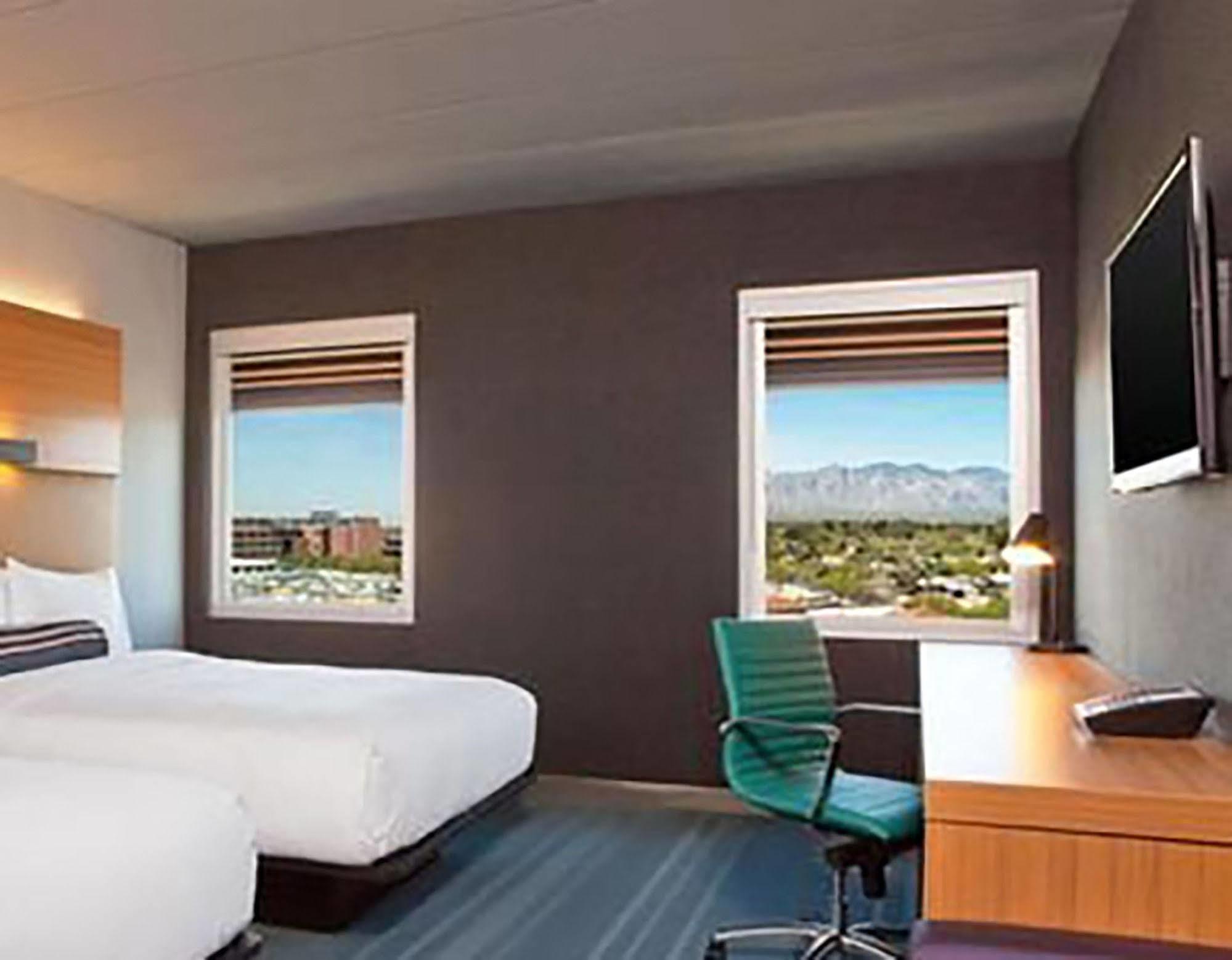 Aloft Tucson University Bagian luar foto